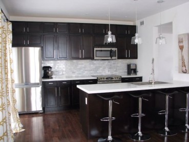 Black Cabinets With White Countertops Kitchen Design Ideas