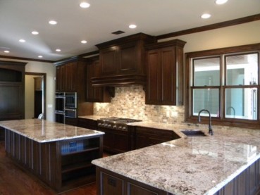 Bianco Antico Granite With Dark Cabinet Backsplash Ideas