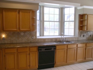 Brown Granite Countertops With Backsplash Ideas